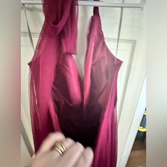 EUC Burgundy Tulle & Inside Lining Formal Dress Top Neck Tie Size 18 W - Picture 6 of 16